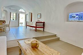 Oia Mare Villas