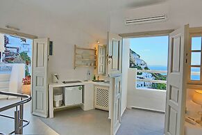 Oia Mare Villas