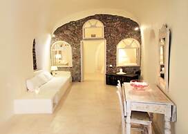 Oia Mare Villas