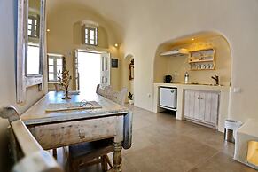Oia Mare Villas