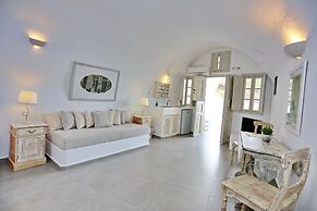 Oia Mare Villas