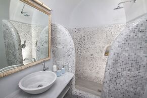 Oia Mare Villas