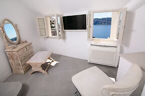 Oia Mare Villas
