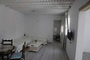 Andriani's Guest House