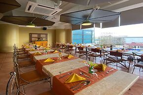 Days Hotel Iloilo