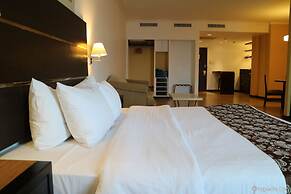 Days Hotel Iloilo