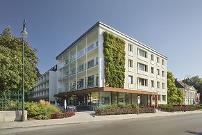At the Park Hotel