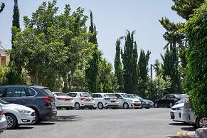 Grecian Park Hotel