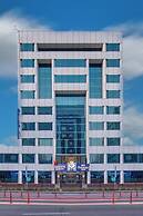 Majestic Premier Hotel