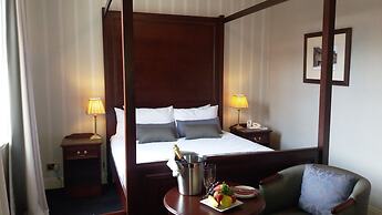 Salutation Hotel