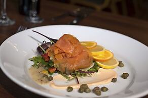 Salutation Hotel