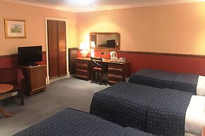 Cairn Hotel
