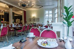 Cairn Hotel