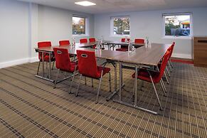 Holiday Inn Express Birmingham - Oldbury by IHG