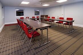 Holiday Inn Express Birmingham - Oldbury by IHG