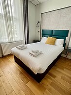 Whites Hotel