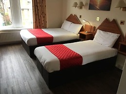 Whites Hotel