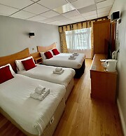 Whites Hotel