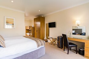 Forest Lodge