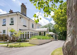 Forest Lodge
