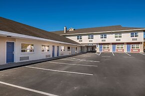 Motel 6 Moncton, NB