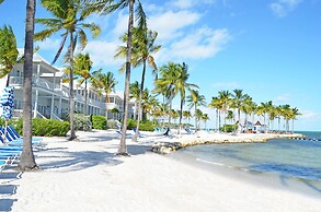 Tranquility Bay Beachfront Hotel and Resort