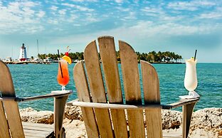 Tranquility Bay Beachfront Hotel and Resort