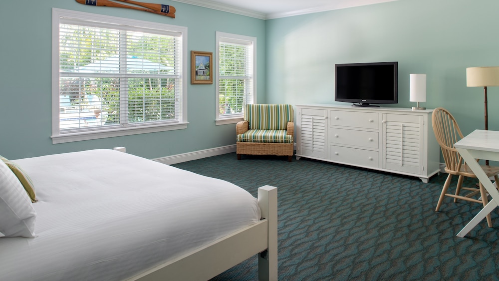 Tranquility Bay Beachfront Hotel and Resort