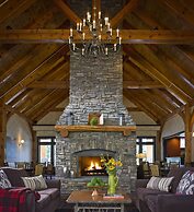 Green Mountain Suites Hotel