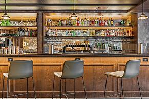Everwild Canmore Hotel