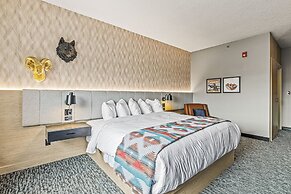 Everwild Canmore Hotel