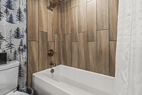 Everwild Canmore Hotel
