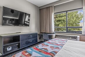 Everwild Canmore Hotel