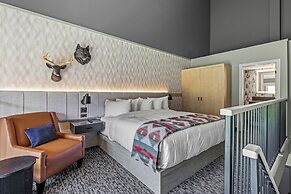 Everwild Canmore Hotel
