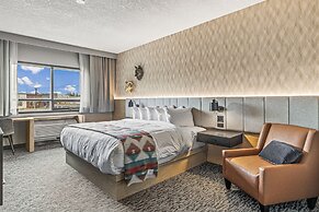 Everwild Canmore Hotel