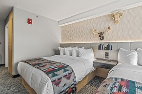 Everwild Canmore Hotel