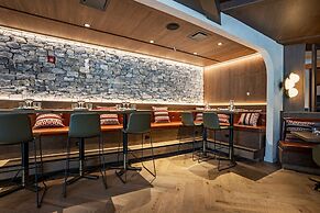 Everwild Canmore Hotel