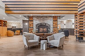 Everwild Canmore Hotel