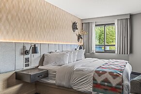 Everwild Canmore Hotel