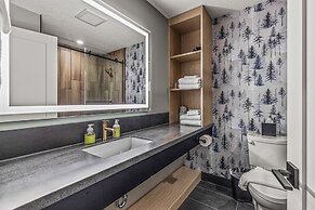 Everwild Canmore Hotel