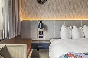 Everwild Canmore Hotel