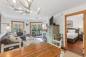 Lost Lake Lodge by Whistler Premier