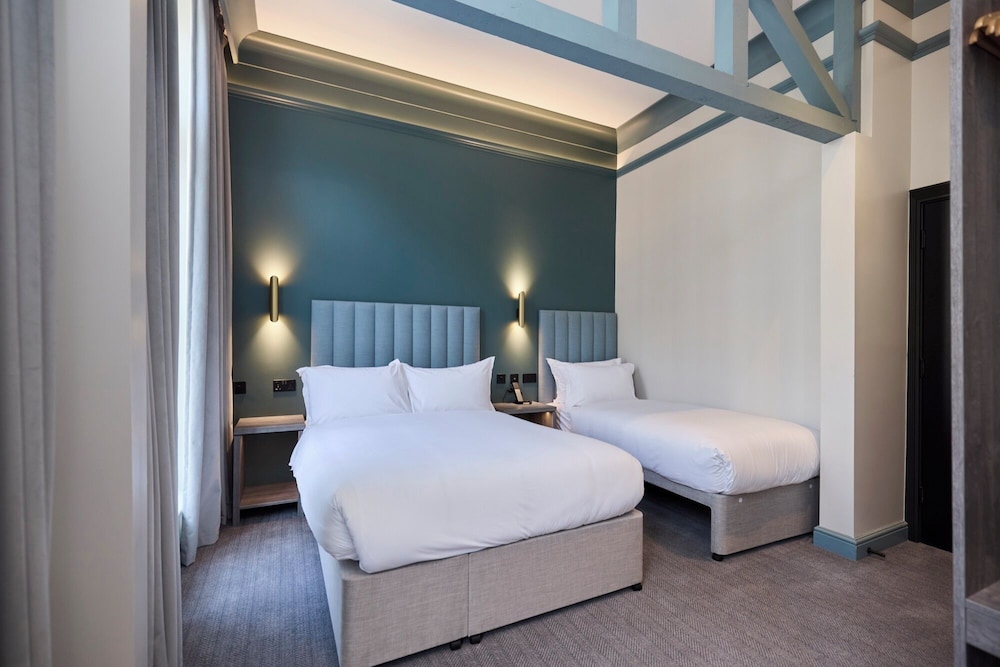 The Edwin Hotel