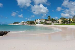Butterfly Beach Hotel