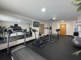 Howard Johnson by Wyndham Fort St. John