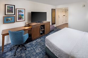 Hampton Inn & Suites Asheville Airport