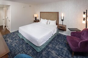 Hampton Inn & Suites Asheville Airport