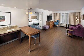 Hampton Inn & Suites Asheville Airport