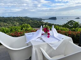 La Mariposa Hotel