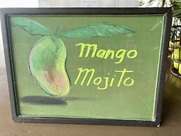La Mariposa Hotel
